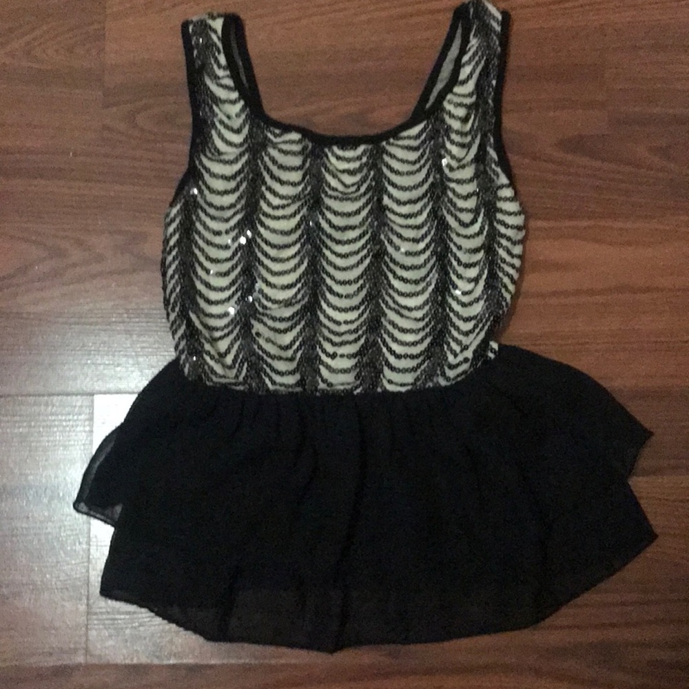 Sequenced shirt